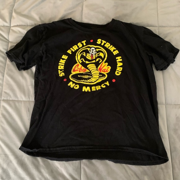 Cobra Kai T Shirt - Picture 1 of 5